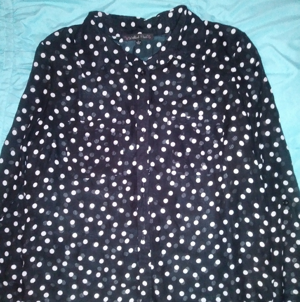 Women's long sleeve button down